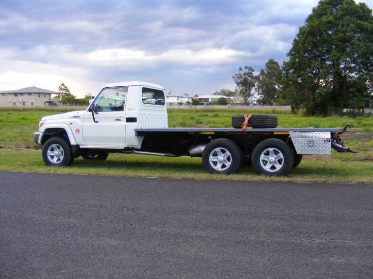 6x6 Australia LC79 6x6