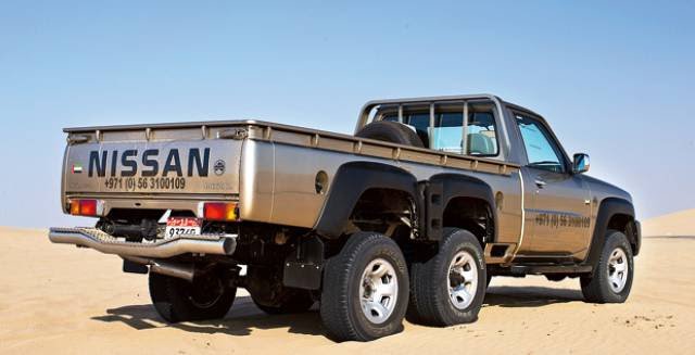 Nissan Patrol 6x6