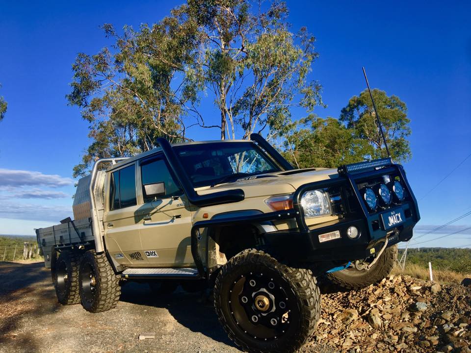 JMACX Land Cruiser 6x6