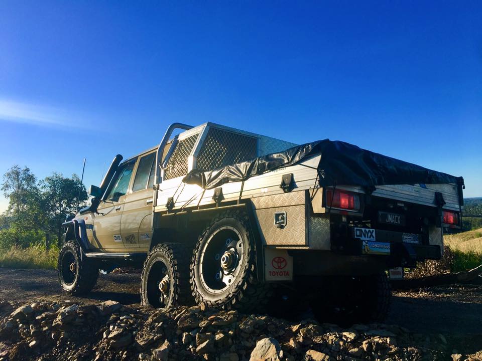 JMACX Land Cruiser 6x6