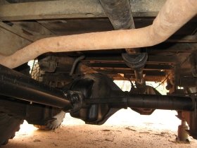 Land Rover Perentie suspension