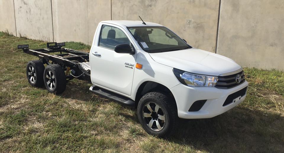 Hilux 6x4