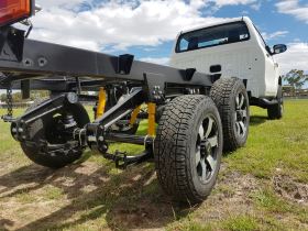 Hilux 6x4 suspension