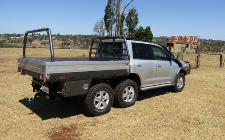 Toyota Land Cruiser 200 6x4